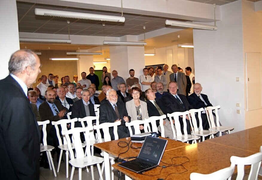 View into the lecture hall.