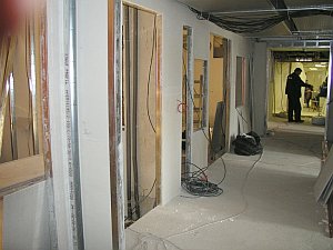 southern wall of the room c.F43B - 2w