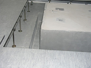budovn zdvojen podlahy v okol bloku E4