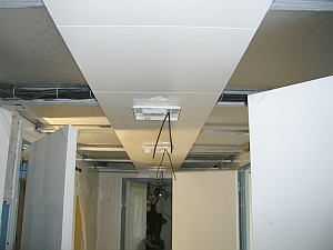 the ceiling construction of the changing room c.F43A